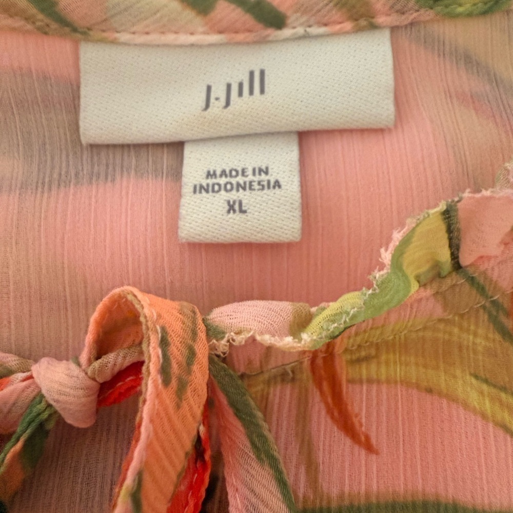 J Jill Womens Pink Tropical Floral Tunic Top Size XL Ruffle Tie Neck Bell Sleeve - Picture 5 of 9